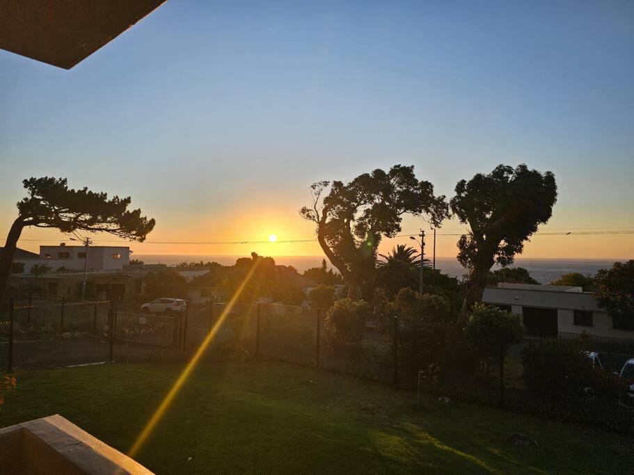 In Camps Bay Apartment Cape Town