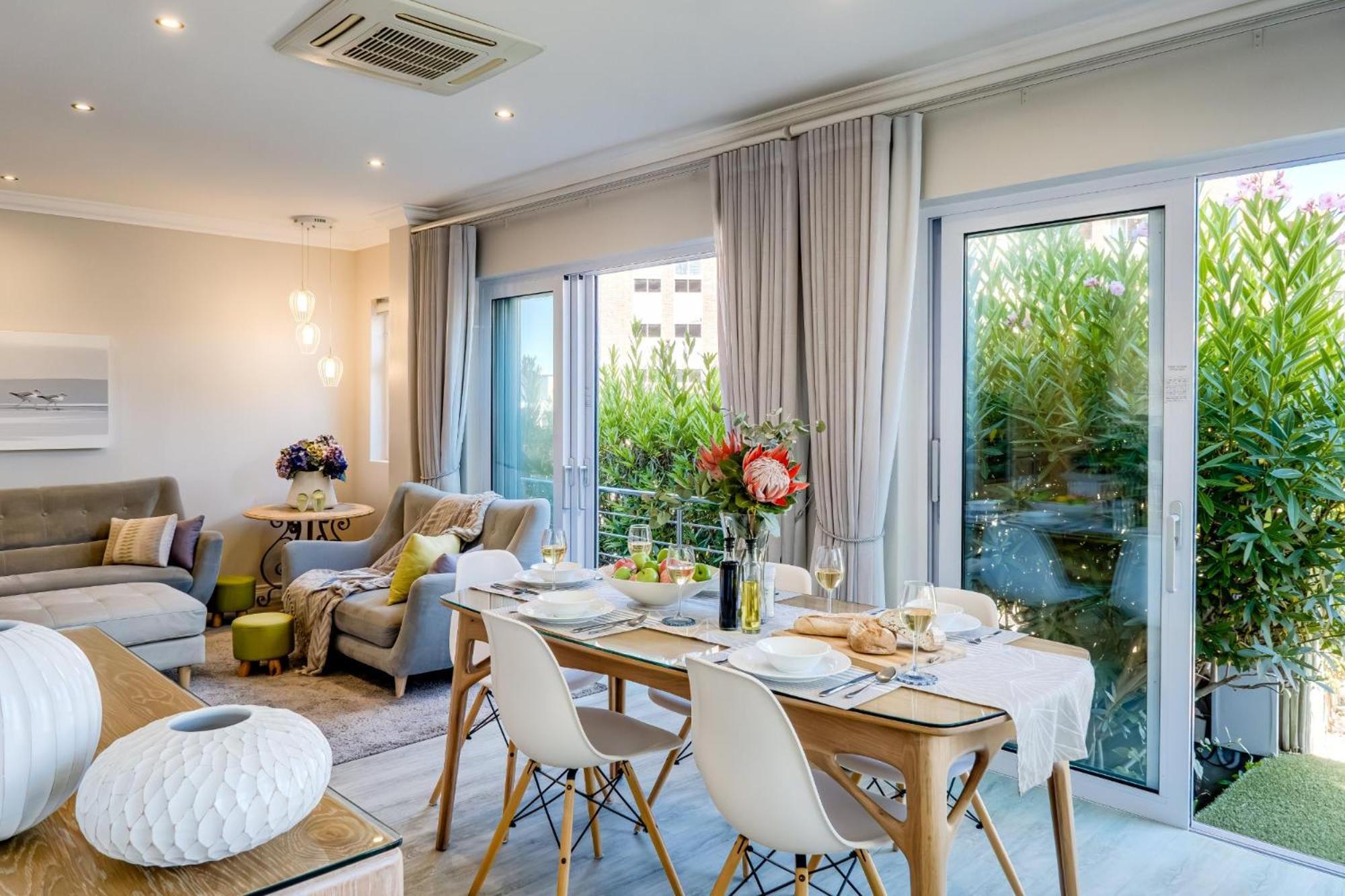 A Silvertide Apartment Cape Town
