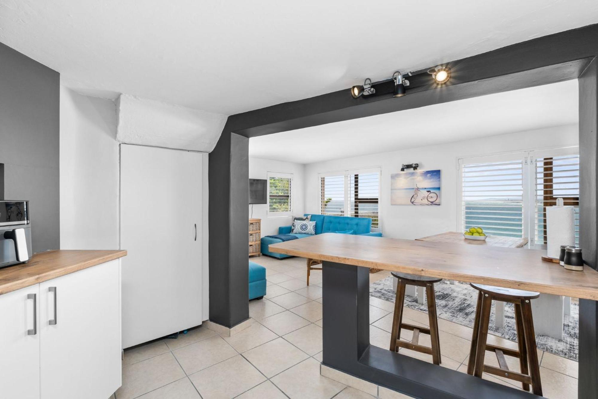 Suikerbossie 83 By Host Agents Cape Town