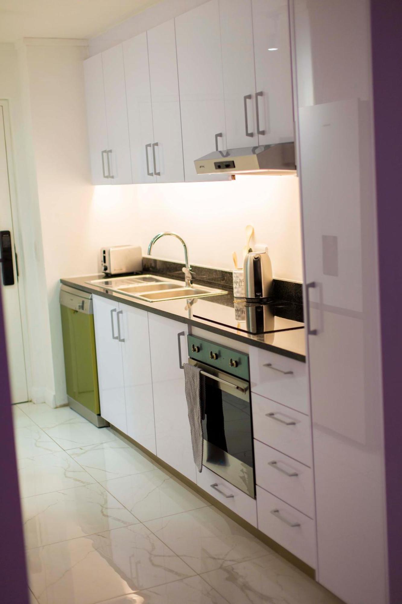 Bed & Breakfast Nyathi Morden Urban Style Living *