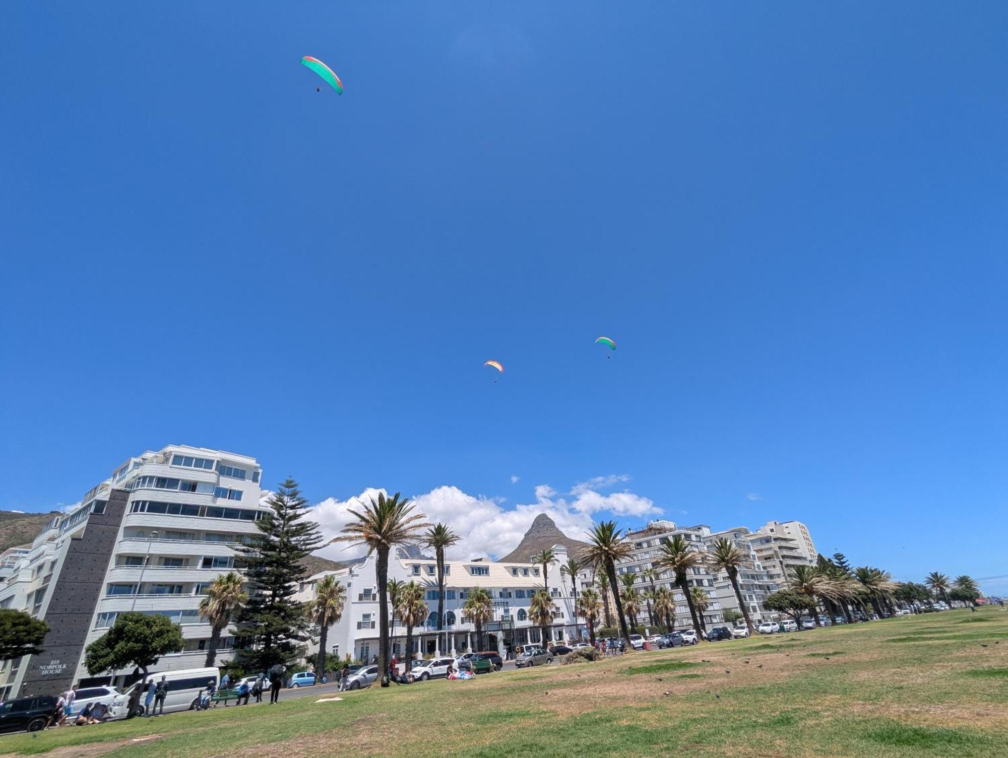 Apartamento Modern With Balcony In Prime Sea Point Cidade Do Cabo