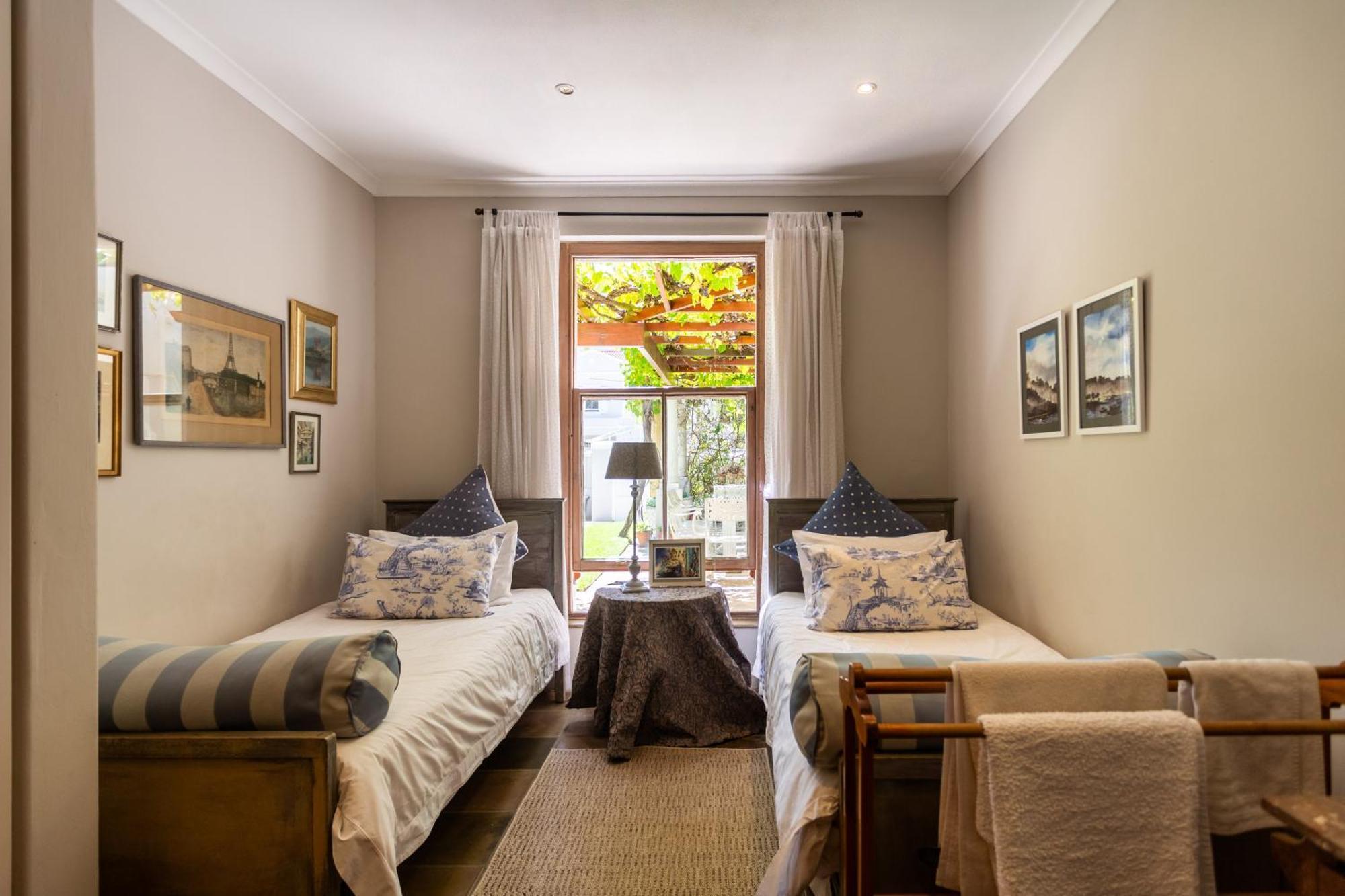 Villa Peaceful Retreat Upper Claremont