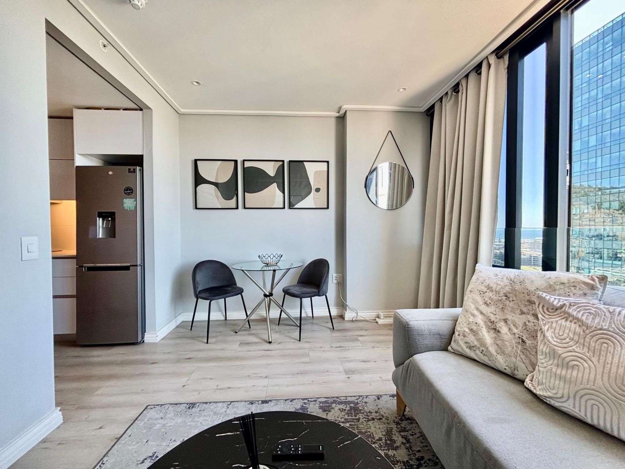 Apartment 16 On Bree *