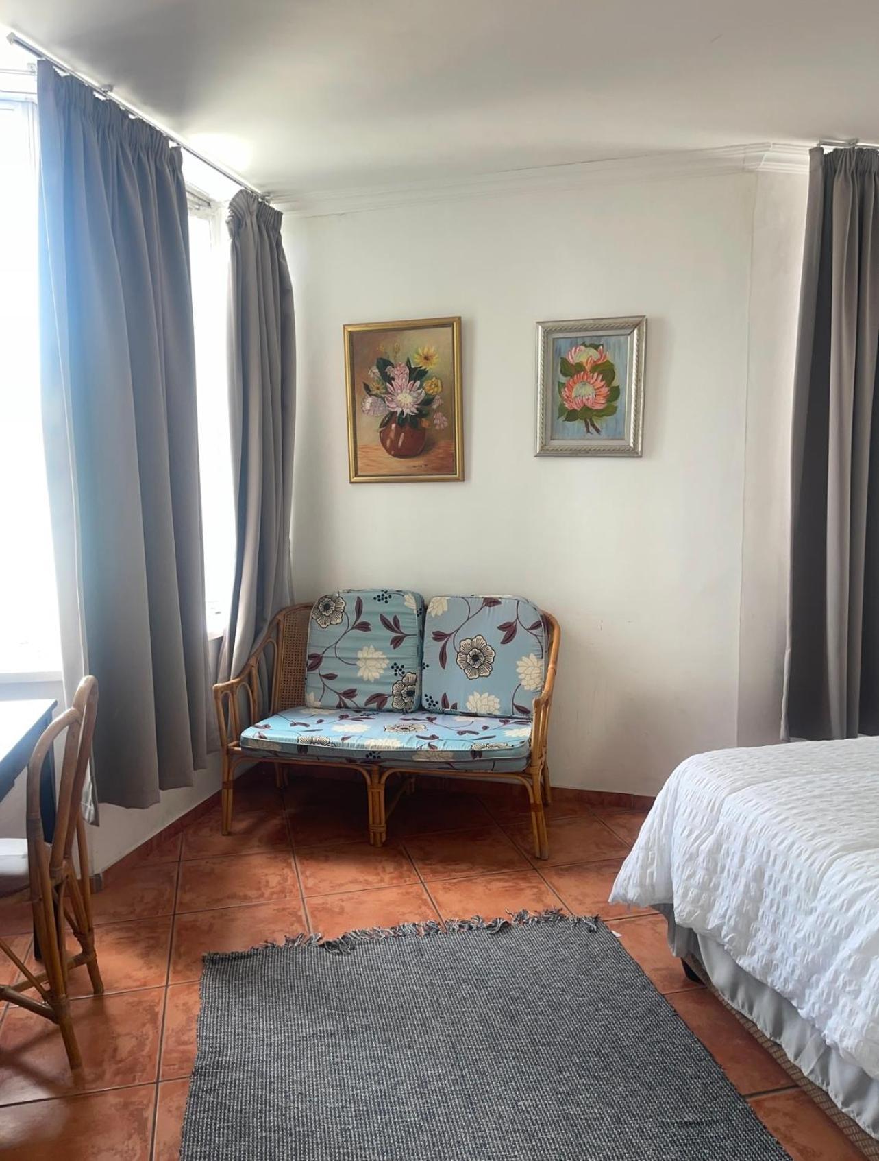 Atlantic 92 Regent Cape Town
