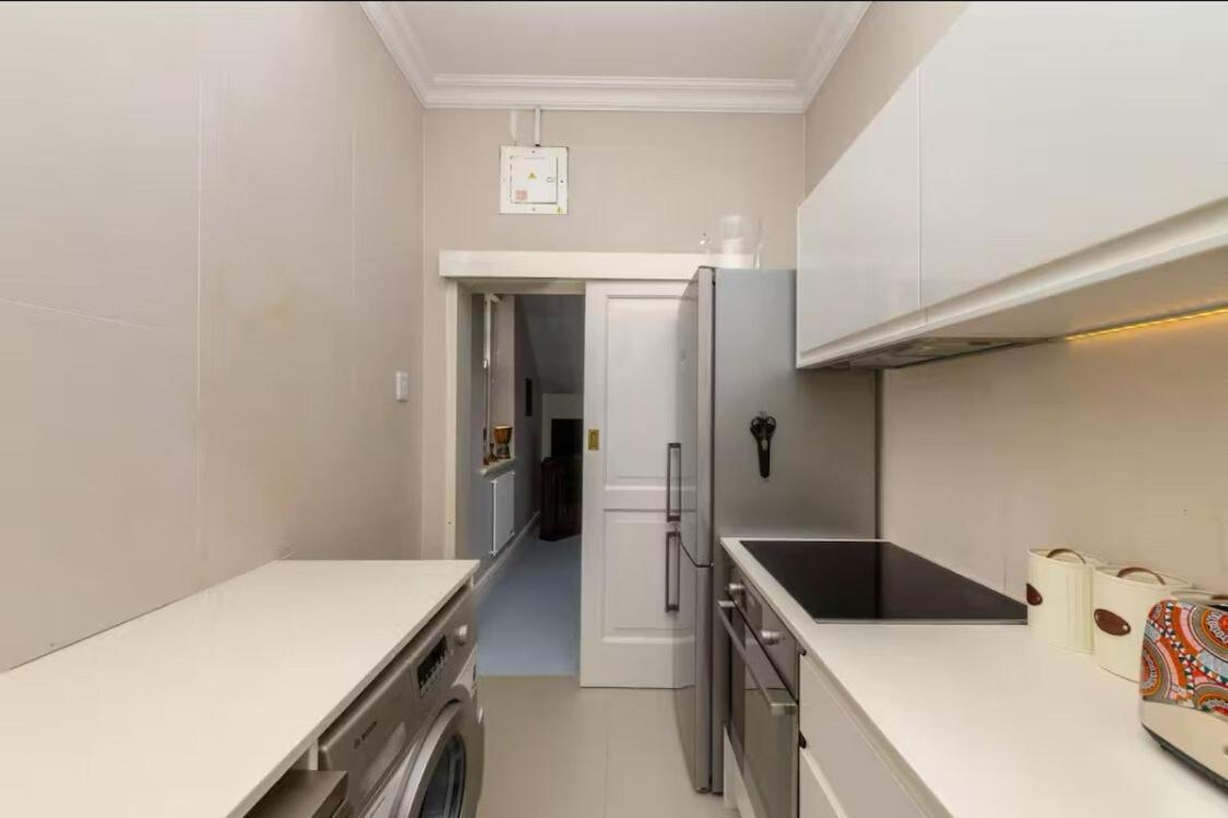 Vintage Alcove In Point, Sleeps 4 *