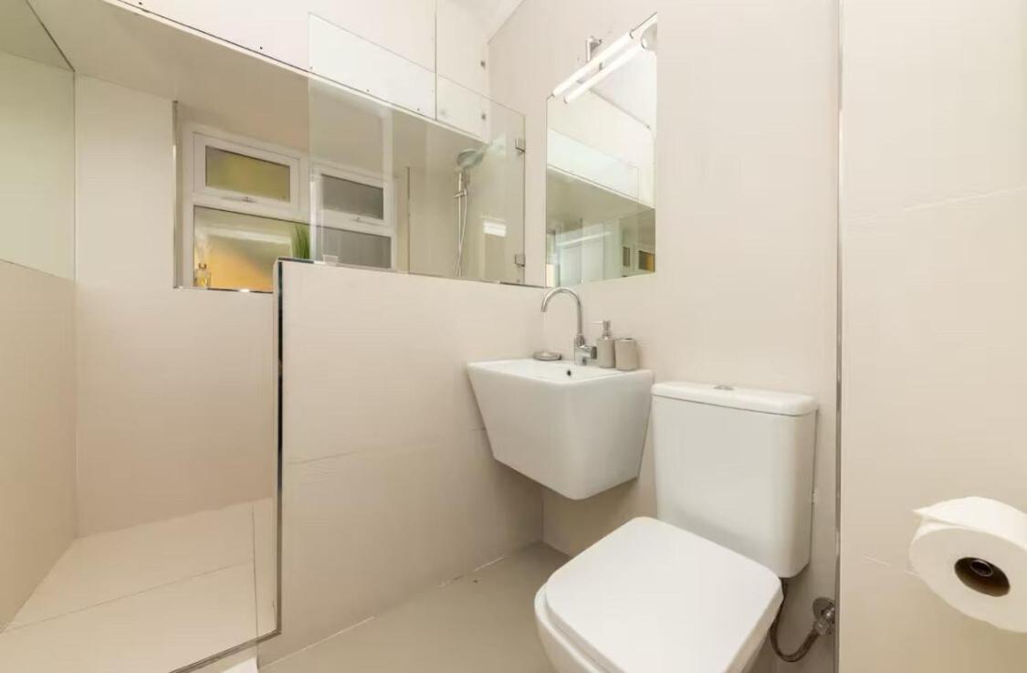 Apartment Vintage Alcove In Point, Sleeps 4 *