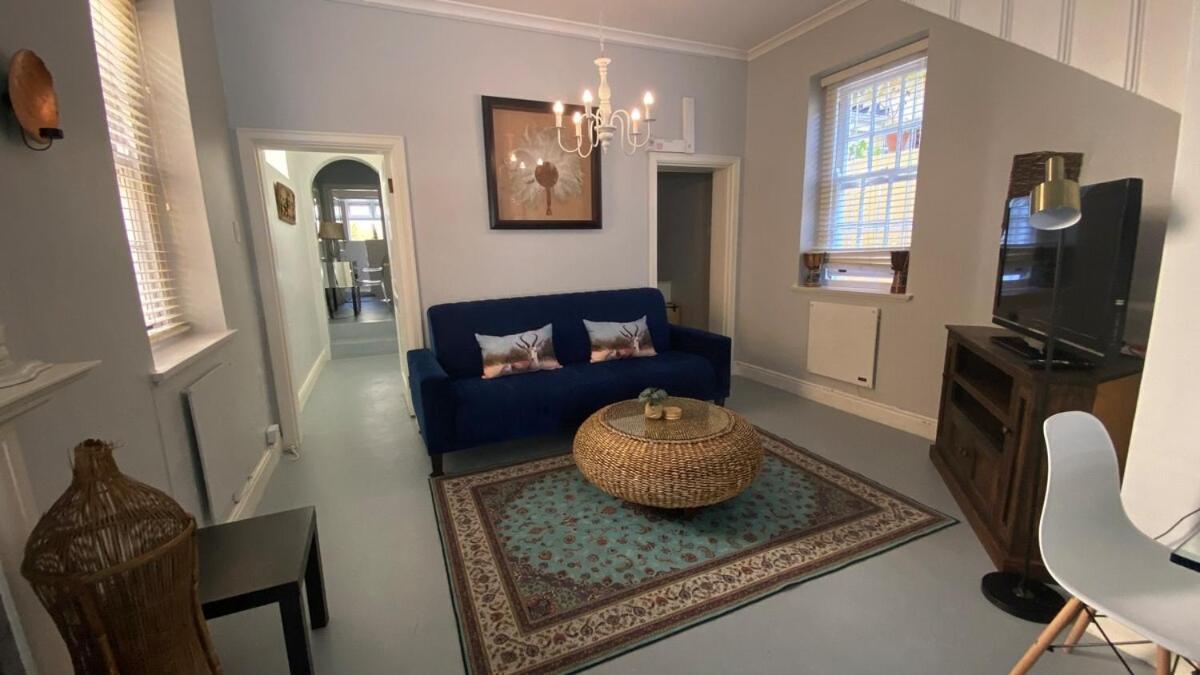 Apartment Vintage Alcove In Point, Sleeps 4