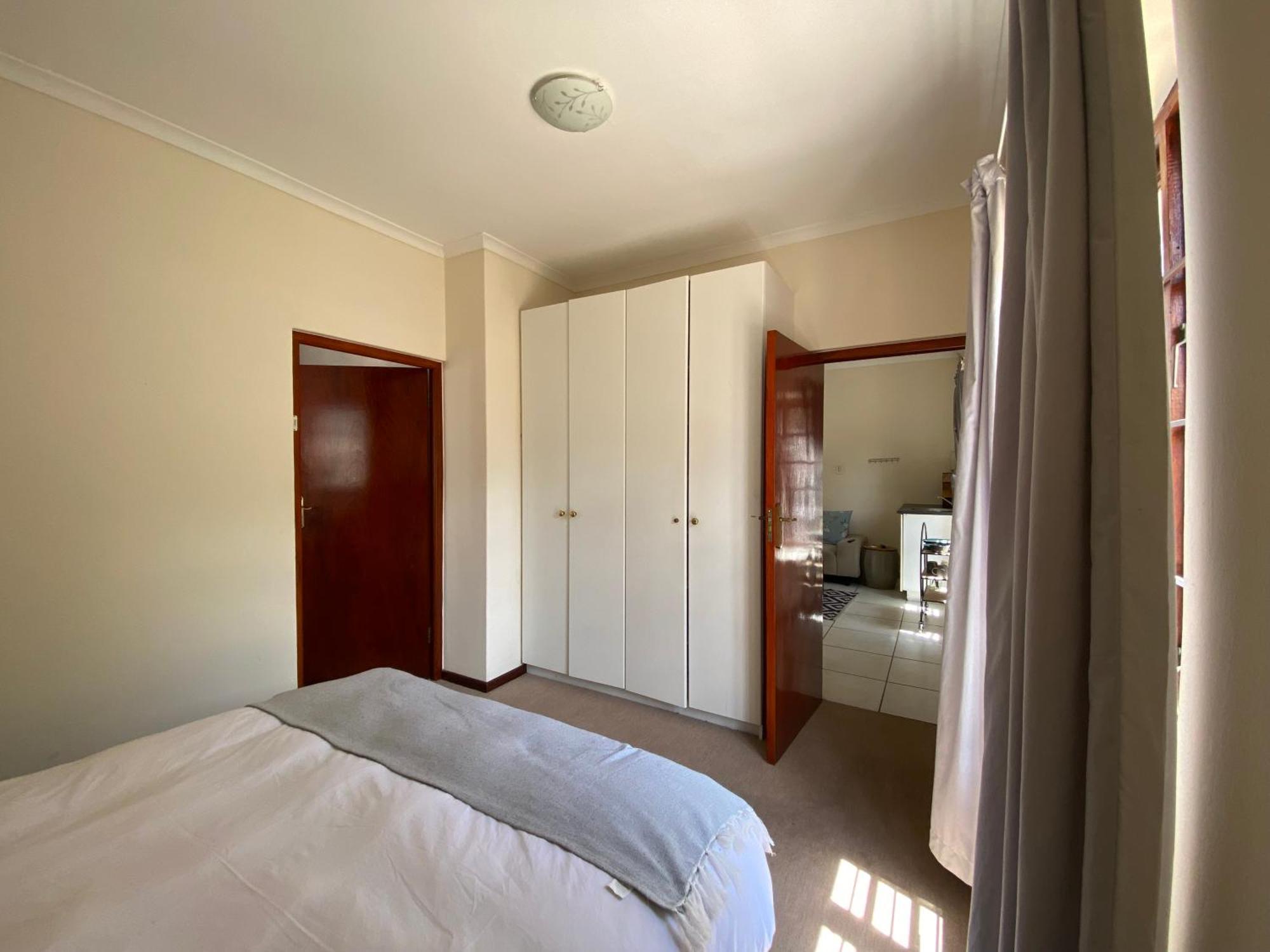 Cozy Coastal Getaway In Sunset Homestay