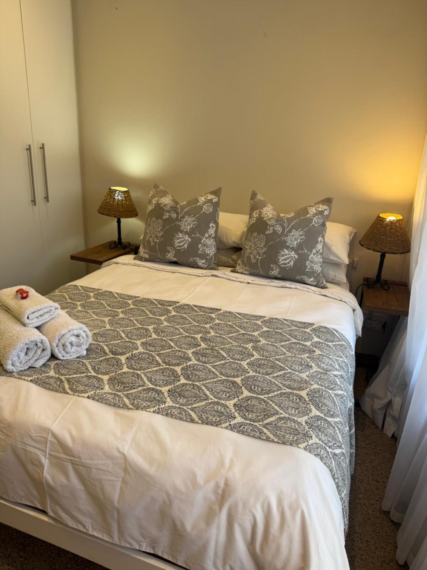 Grace Charming 2 Bed En-suite With Solar *