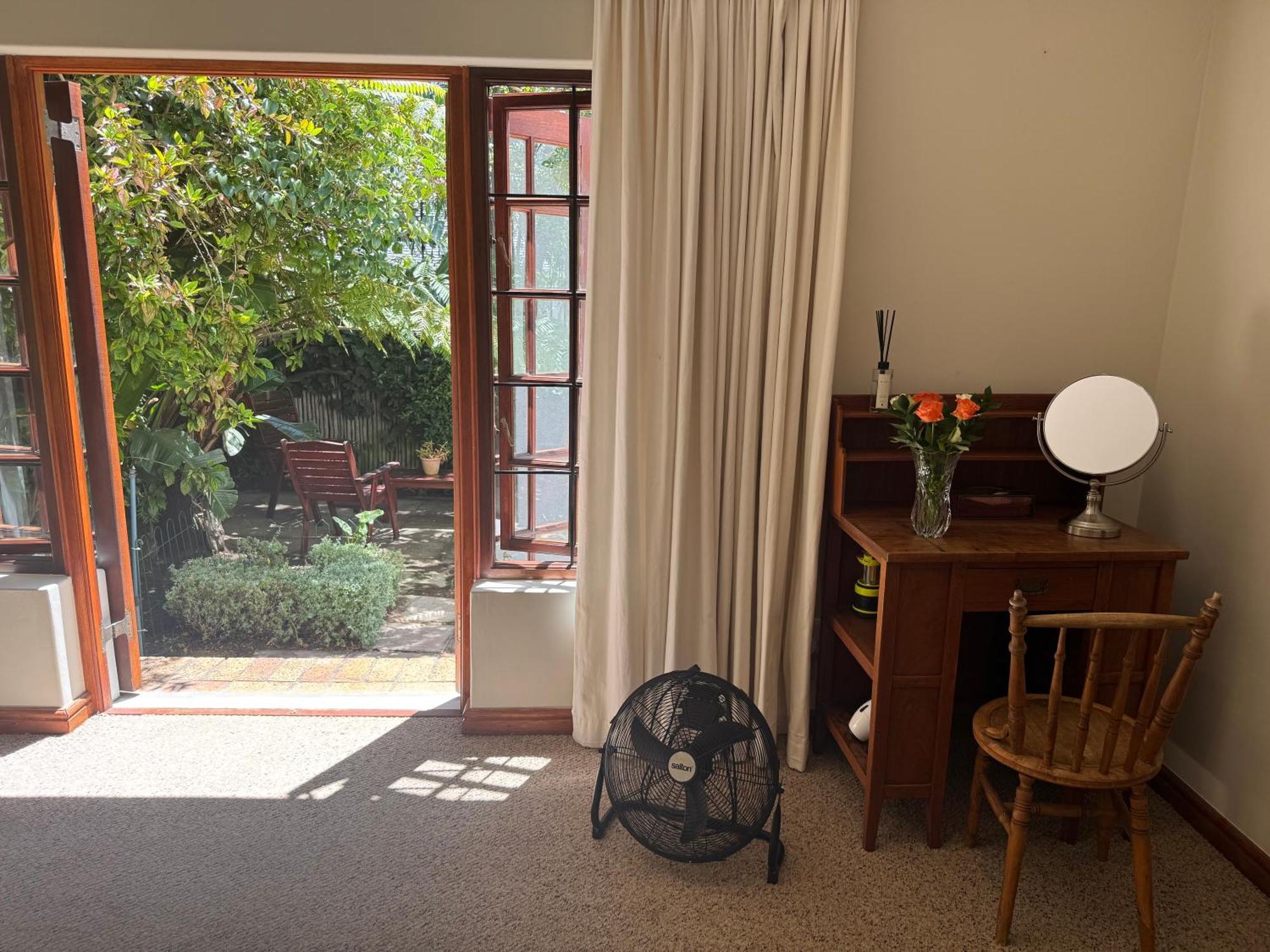 Grace Charming 2 Bed En-suite With Solar Apartment Cape Town
