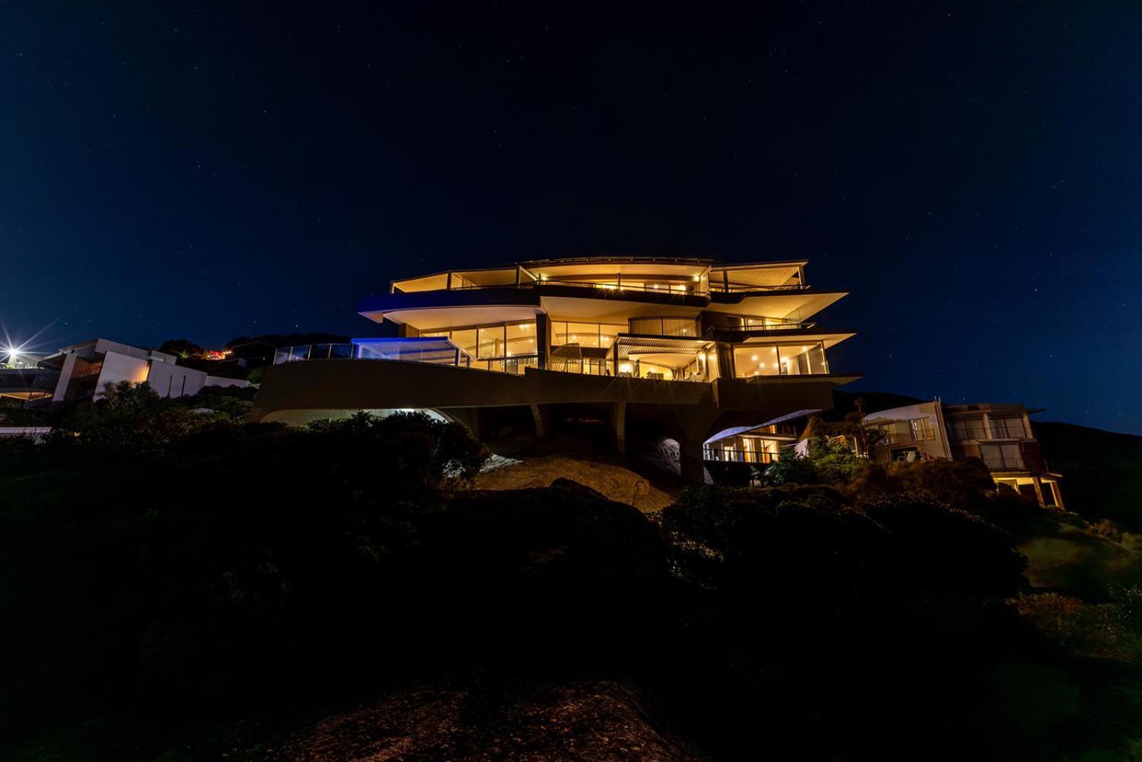 Guest house The Marvel House