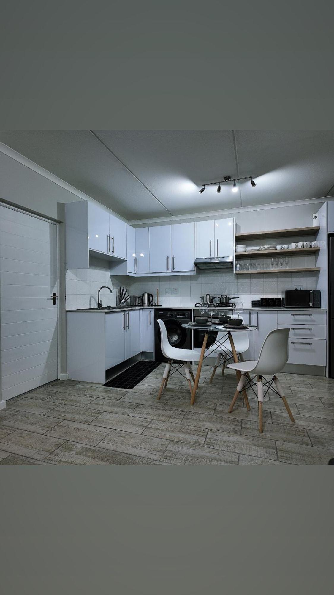 Seabreeze Summit Retreat Your Perfect Escape Apartamento Cidade Do Cabo