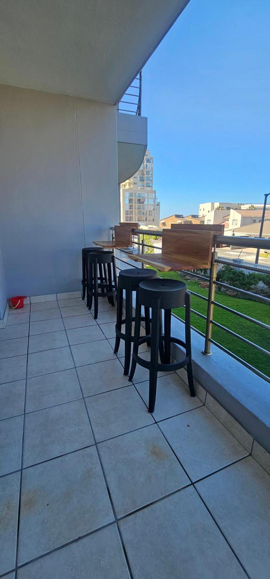 Spacious Beachside Apartamento *