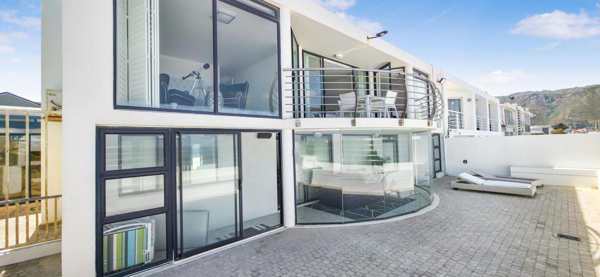 Casa Bonita On The In Gordons Bay Villa Cape Town