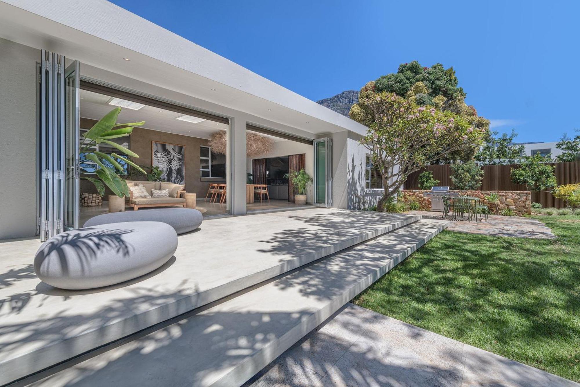 The 5 Apostles, Amazing Beautiful Spacious In Campsbay To Enjoy A