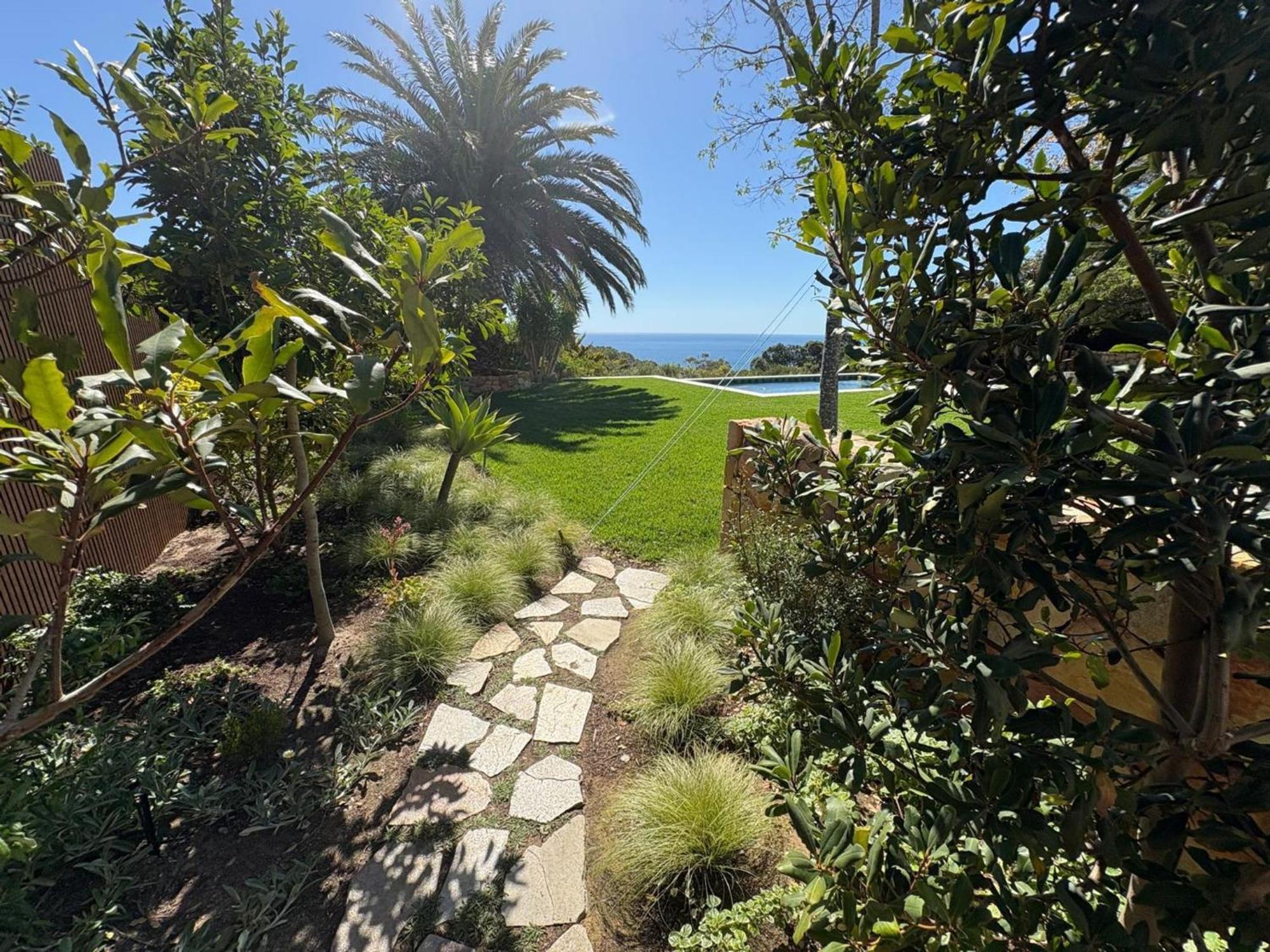 The 5 Apostles, Amazing Beautiful Spacious In Campsbay To Enjoy A Villa *