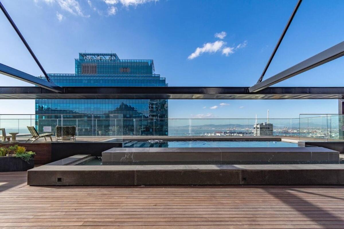 One Bed 16 On Bree Apartamento *