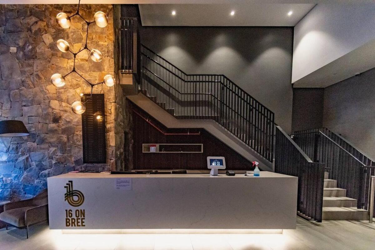 One Bed 16 On Bree Apartamento