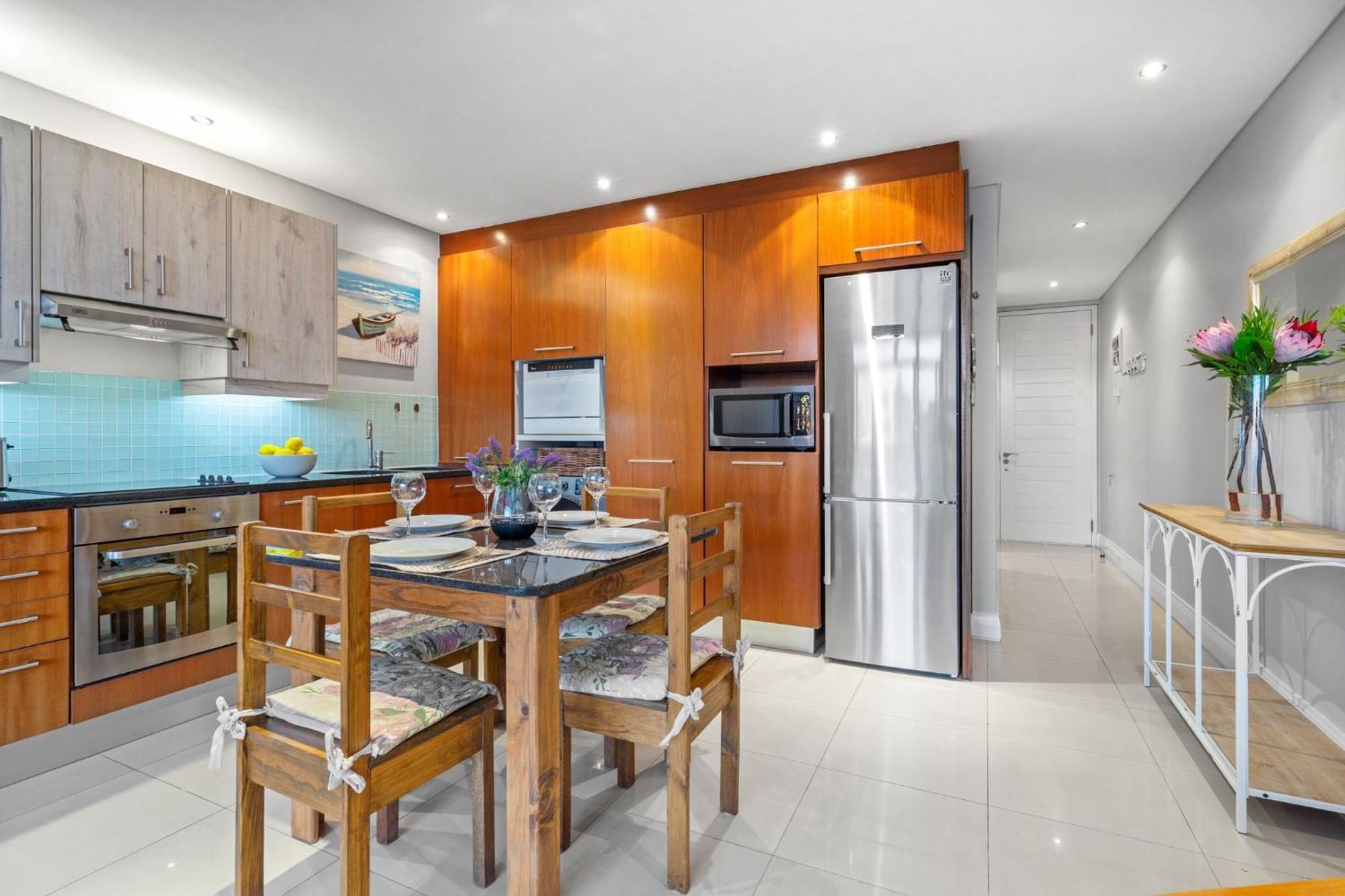 Eden On The Bay 104 By Host Agents * Cape Town