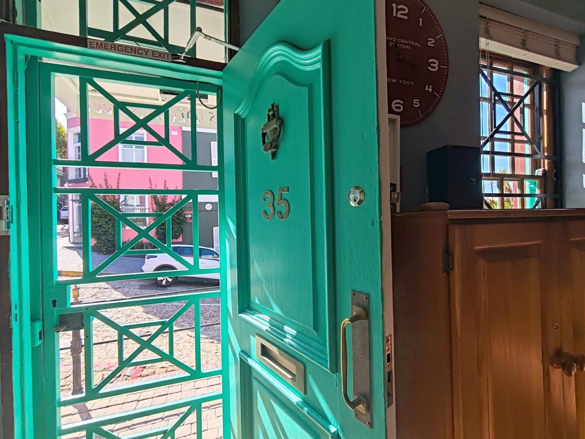 Bed & Breakfast De Waterkant