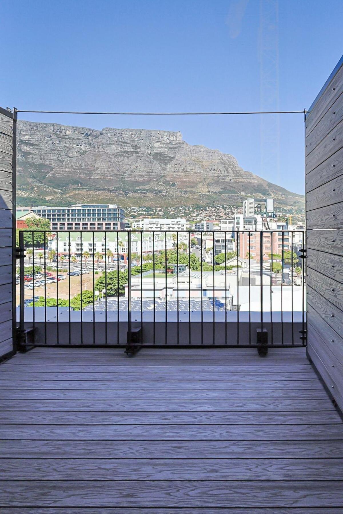 Stylish Topfloor At The Harri Mountain & Views Apartamento
