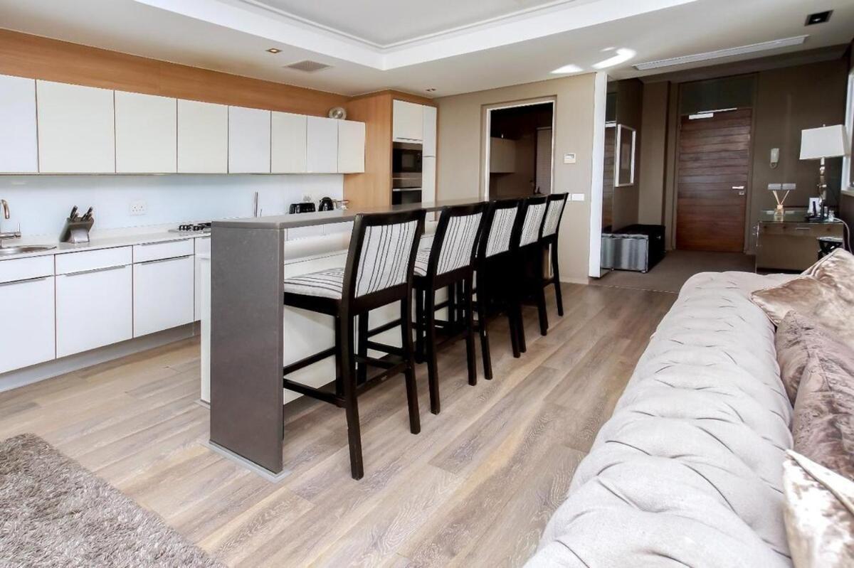 Luxury Penthouse -crystal Towers * Cape Town