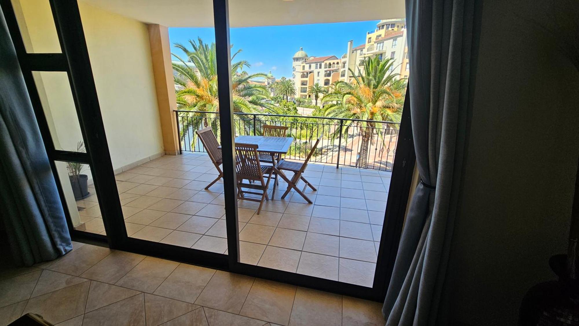 Apartment La Palmera - Island Club Canal Front Cape Town
