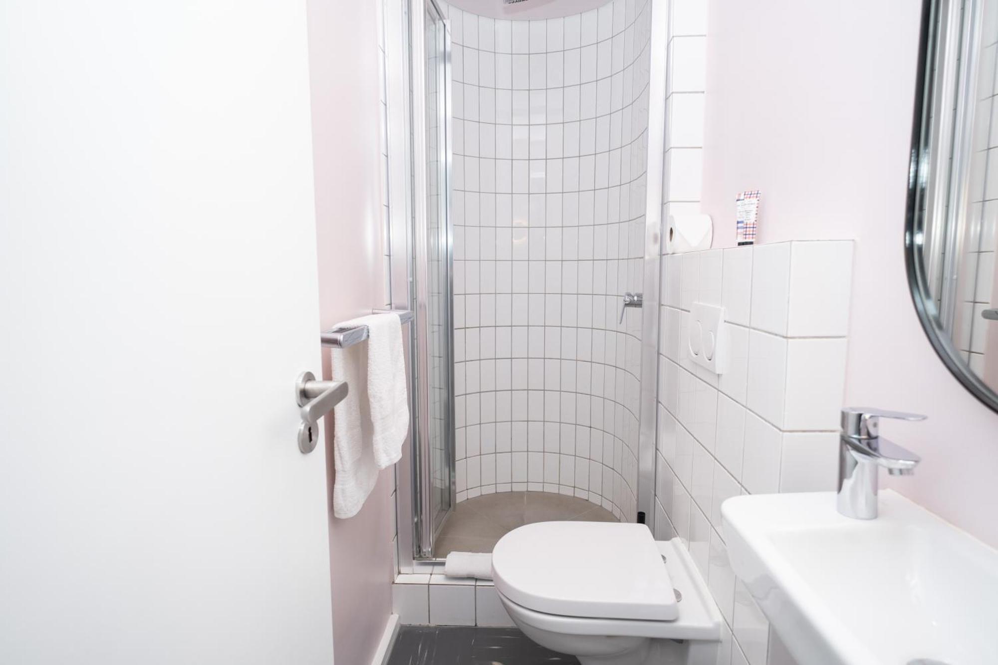 Flamingo 807 - Floor Sea Point With Daily Housekeeping * Cape Town