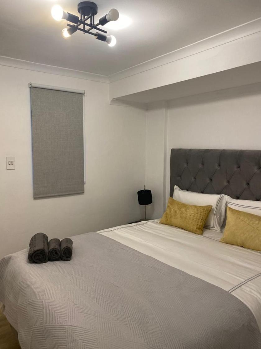Apartment Penzance Estate Beautiful Valley View