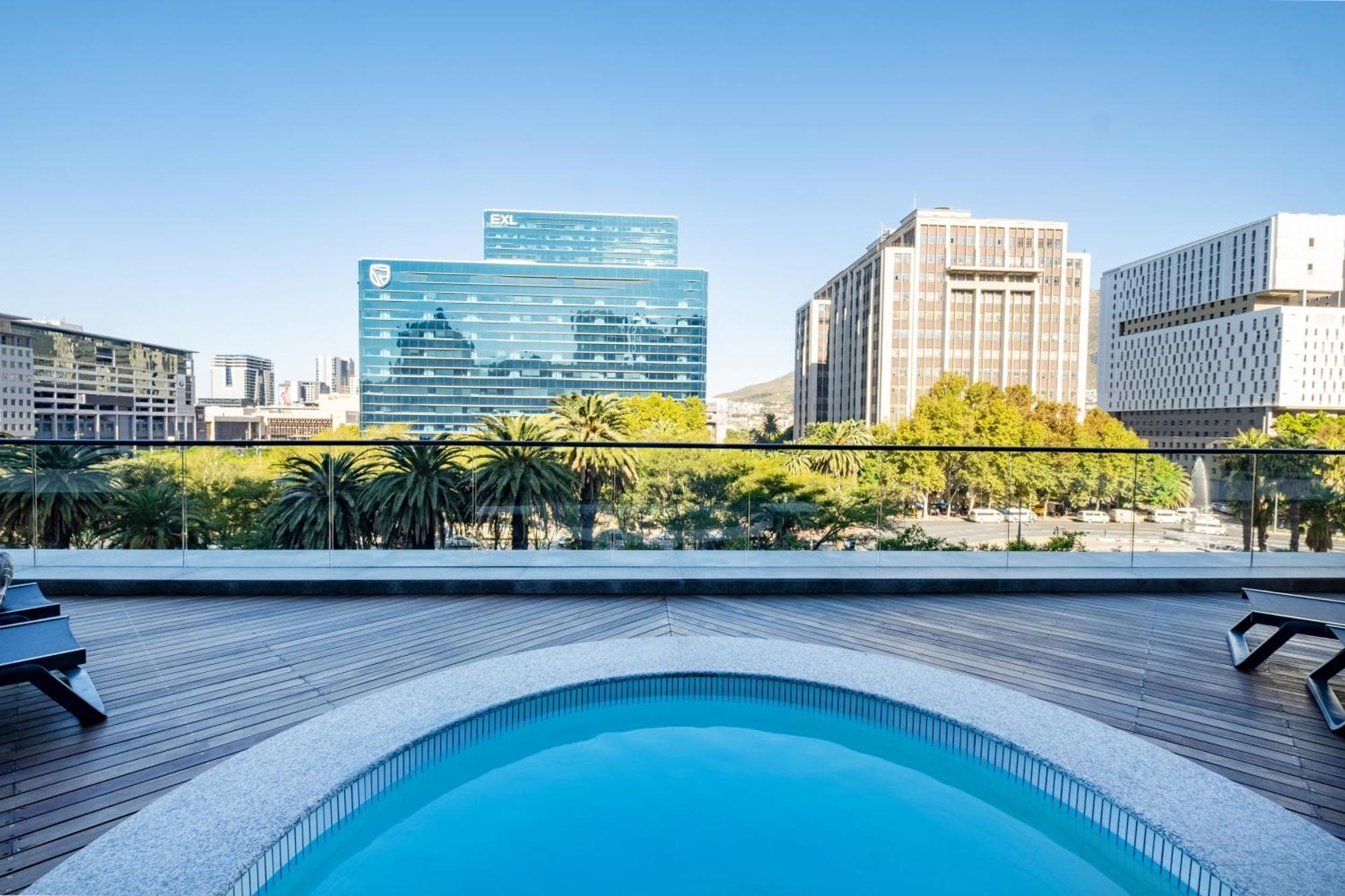 905 Zeeland Pier - 9th Floor Premium With Free Parking Apartment *