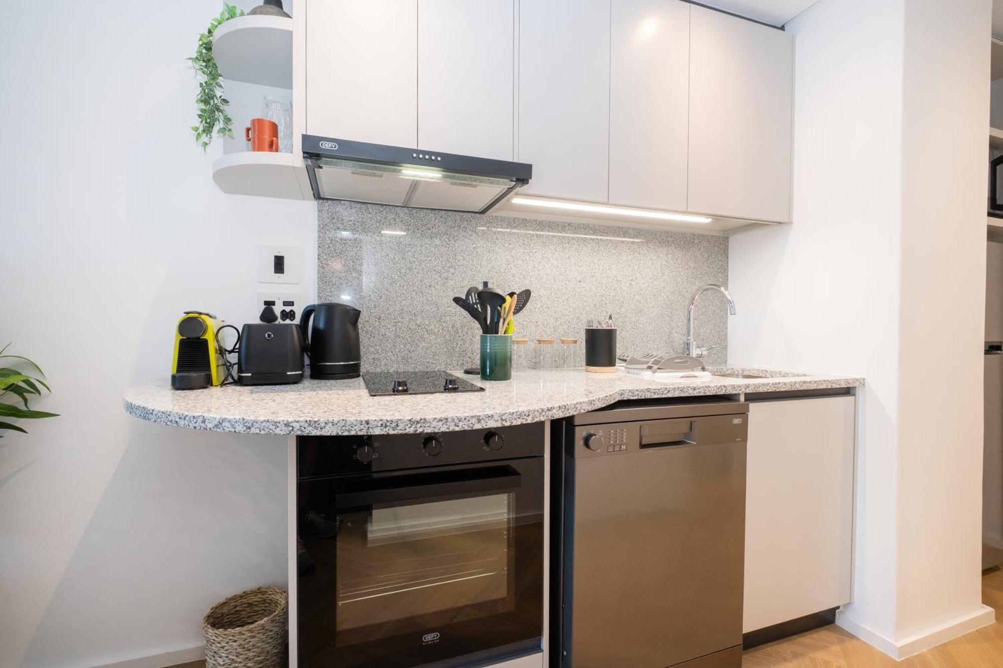 905 Zeeland Pier - 9th Floor Premium With Free Parking Apartment *