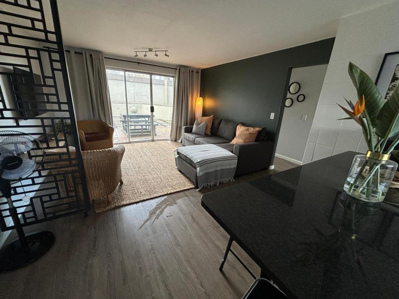 Durbanville Self Catering *