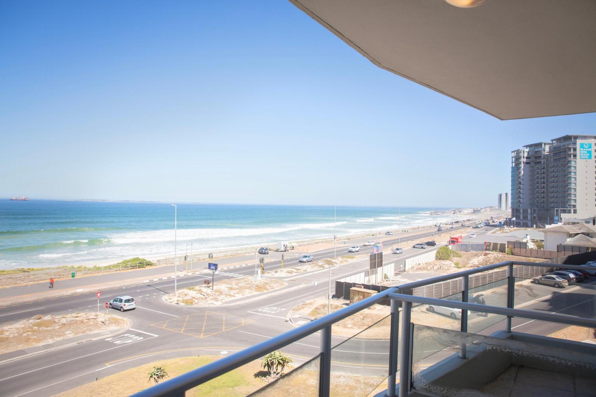 Apartment Bloubergstrand Beachfront Apartment With Secure Garage And Pool Cape Town