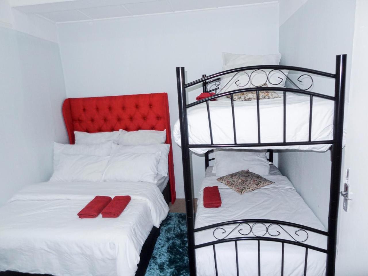 Bo-kaap Queenskings Guest house *