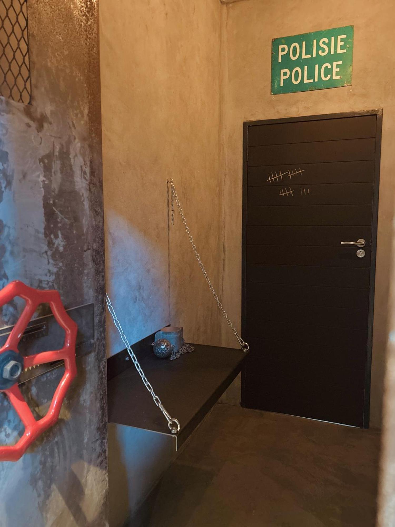 Apartment Tether And Tease, The Fortress Cape Town