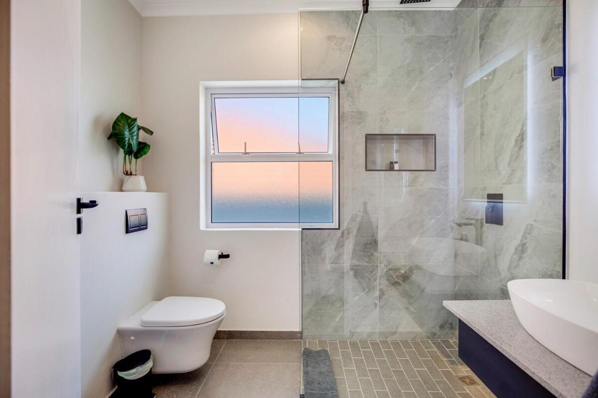Cape Azure Sea Point Holiday home