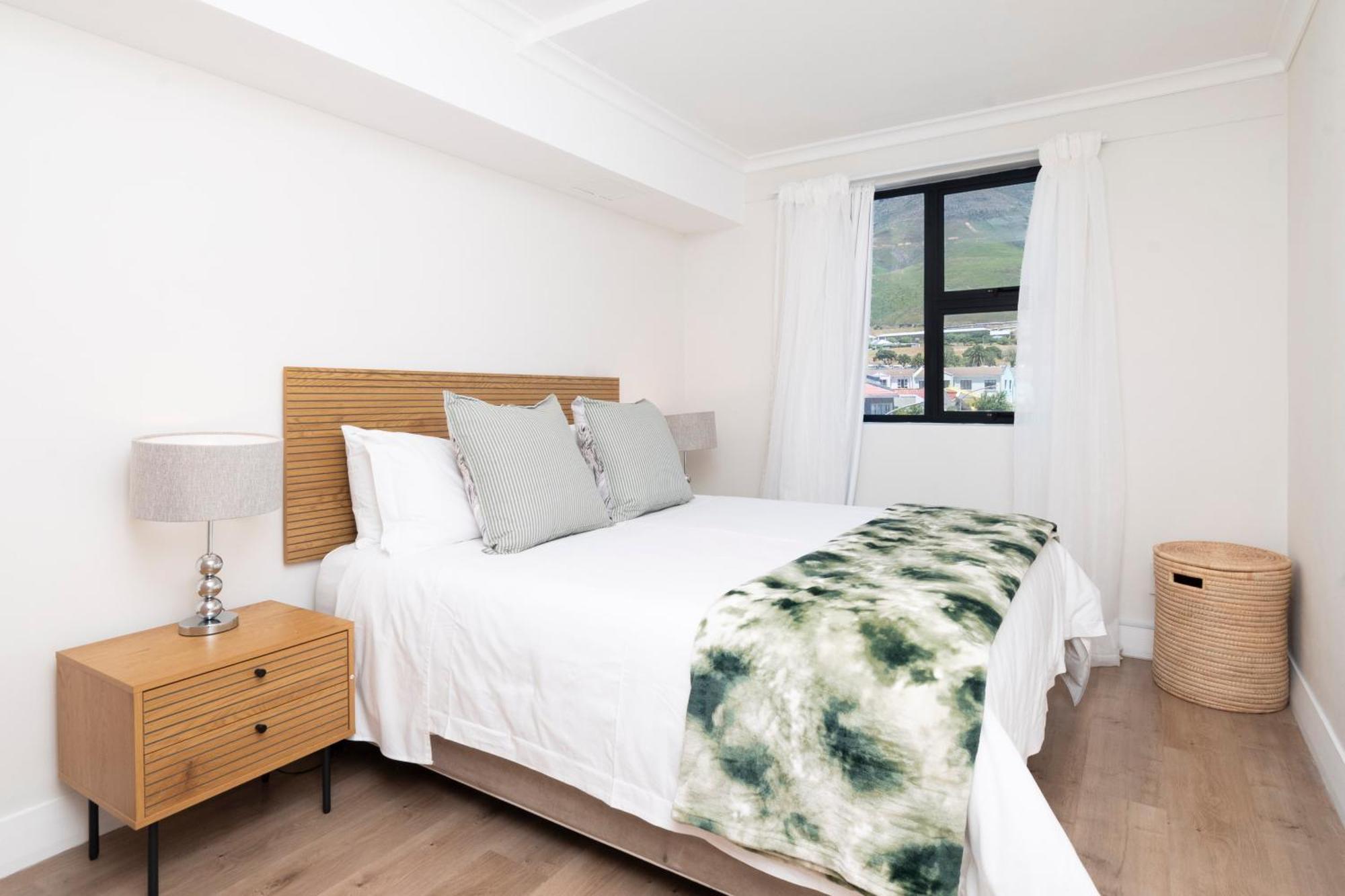Apartment Tablemountain Views 2br Parking Balcony Pool Cape Town