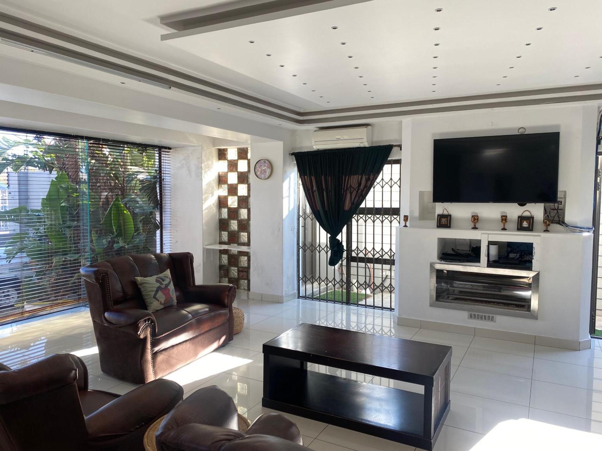 Guest house Luxe In Parow North *