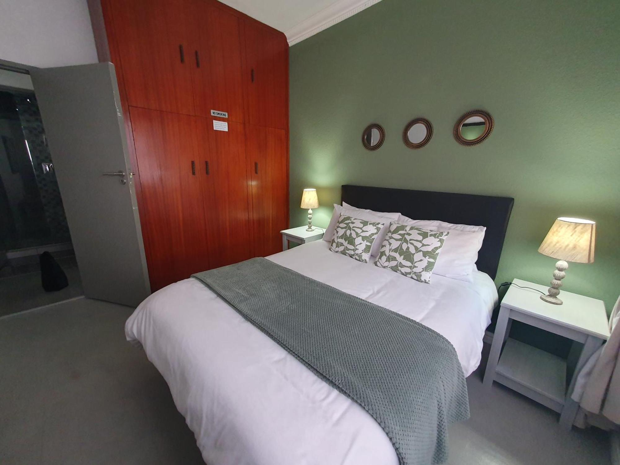 Apartment 1 On Sonnet Unit Mia *