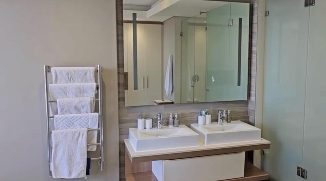 Apartment Luxury Penthouse -crystal Towers