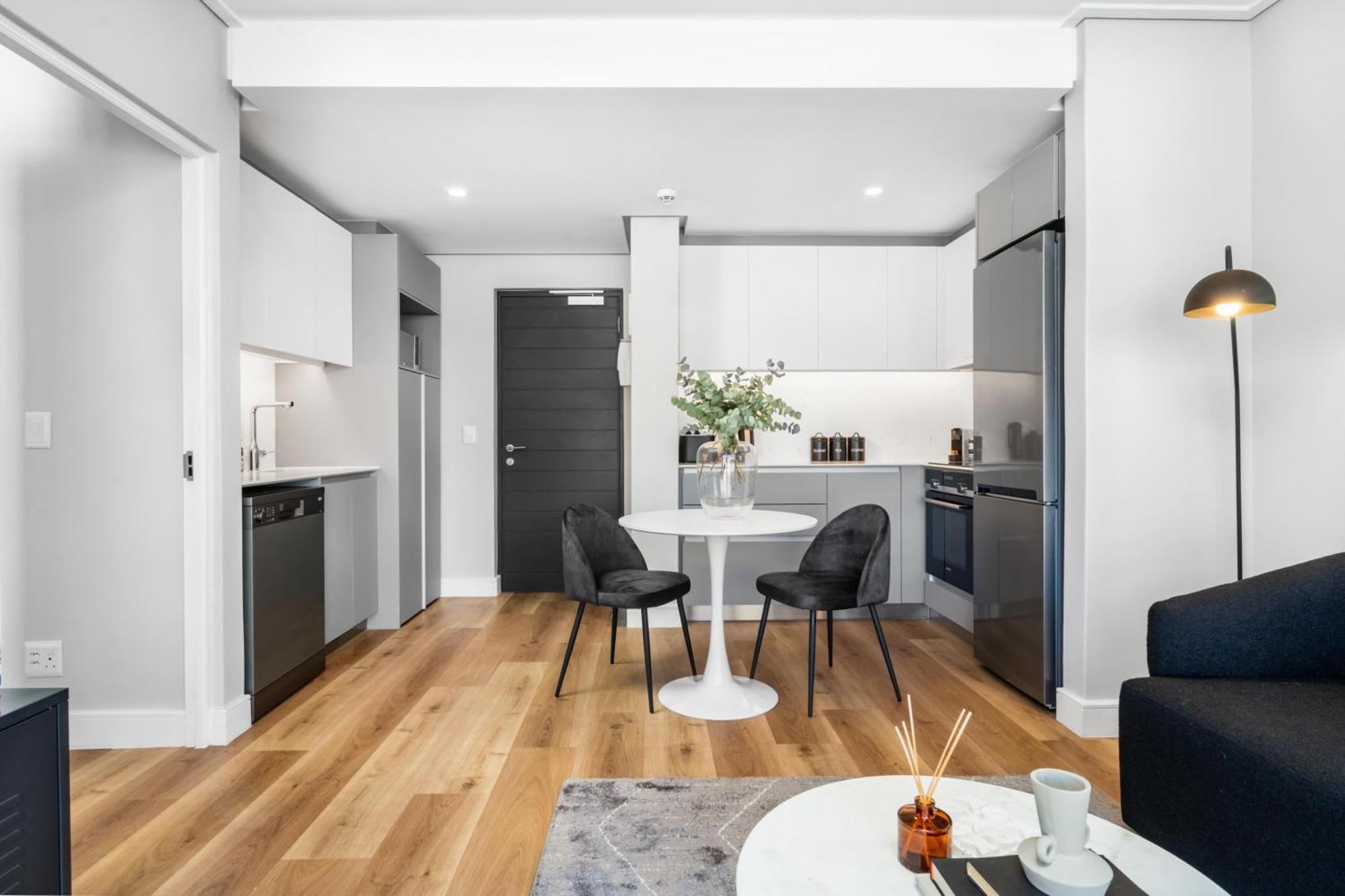 Coastal Luxe 1-bed Escape *