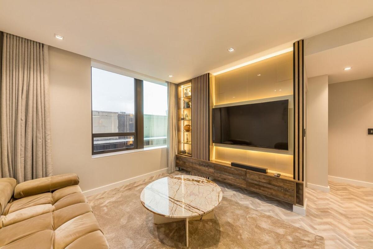 Foreshore Lux Apartment