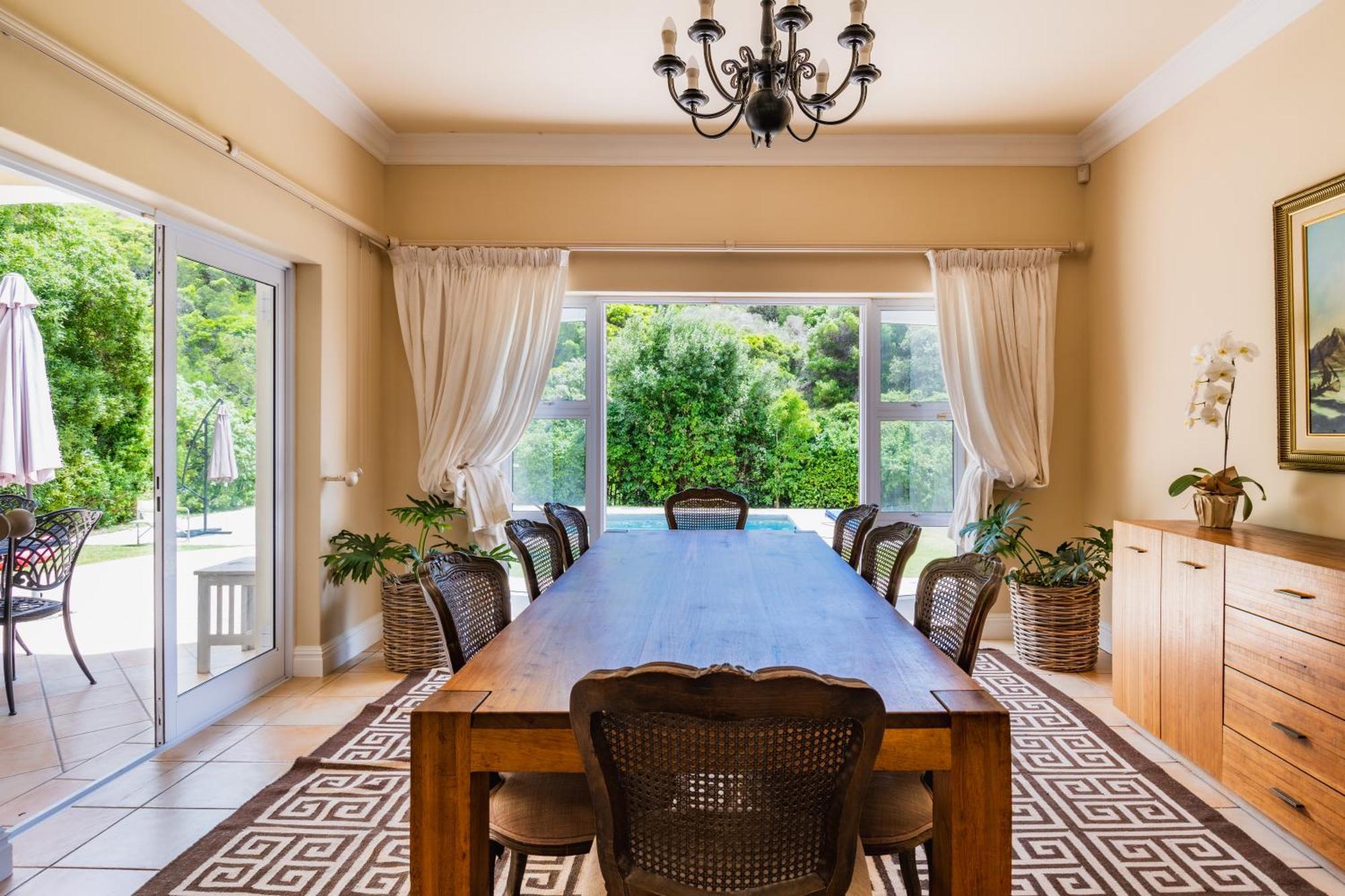 Luxury Family Near With Grill And Workspace Cape Town