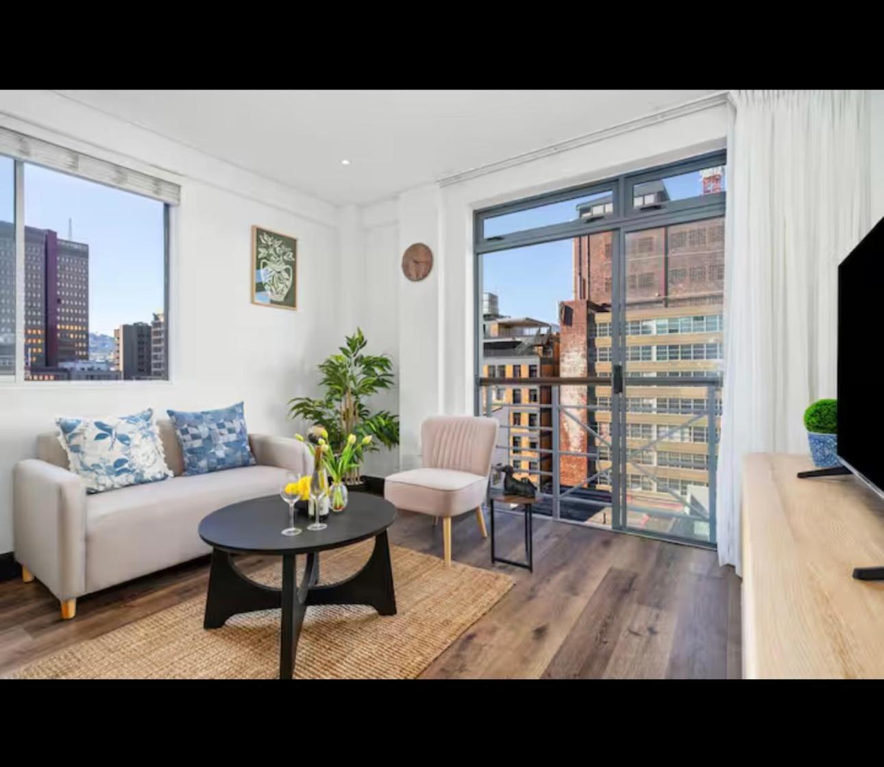 Bachelor Lux Apartment *