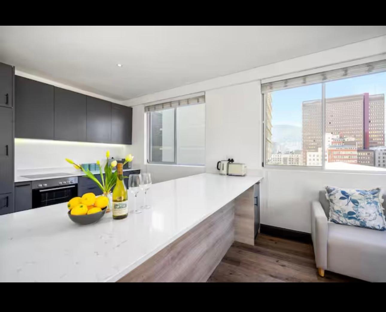 Bachelor Lux Apartment *