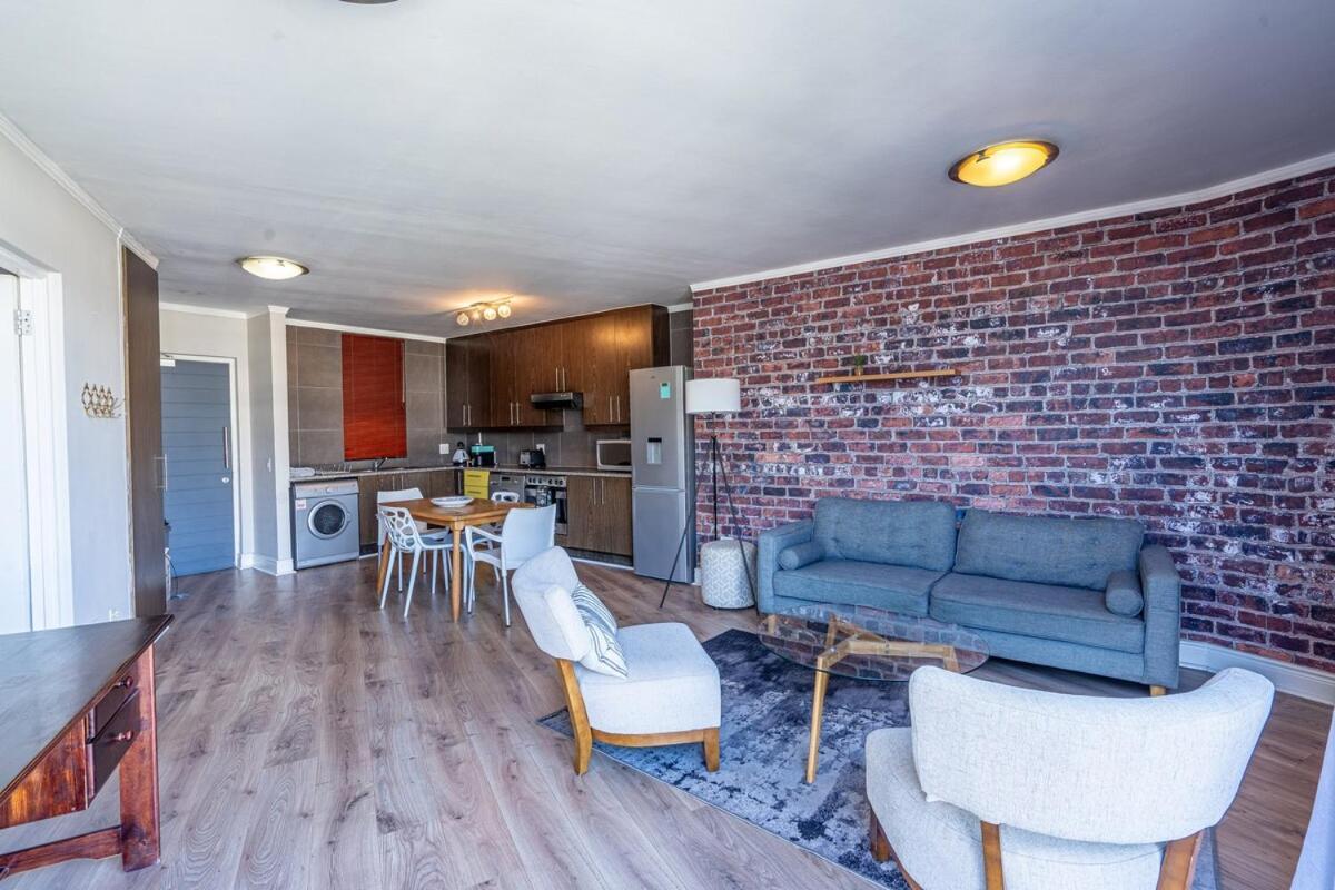 The Lookout Chic 1 Bed With A View Apartment Cape Town