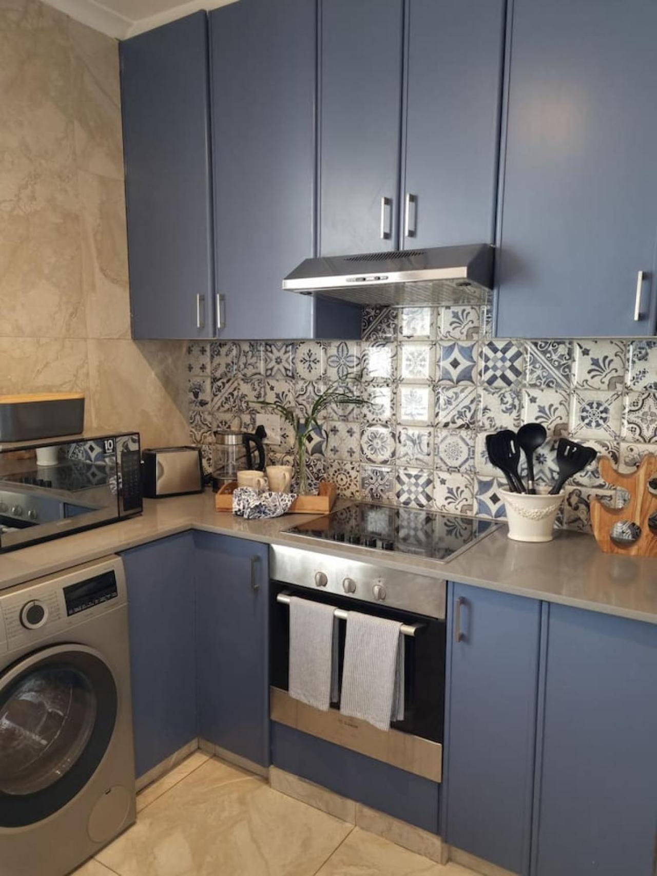 Luxurious Sea Point Apartment