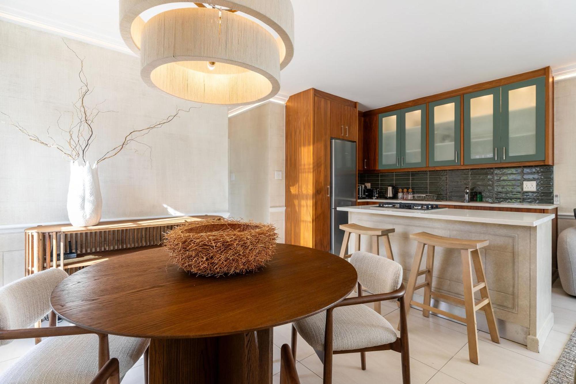 Vesperdene Mews 6 *