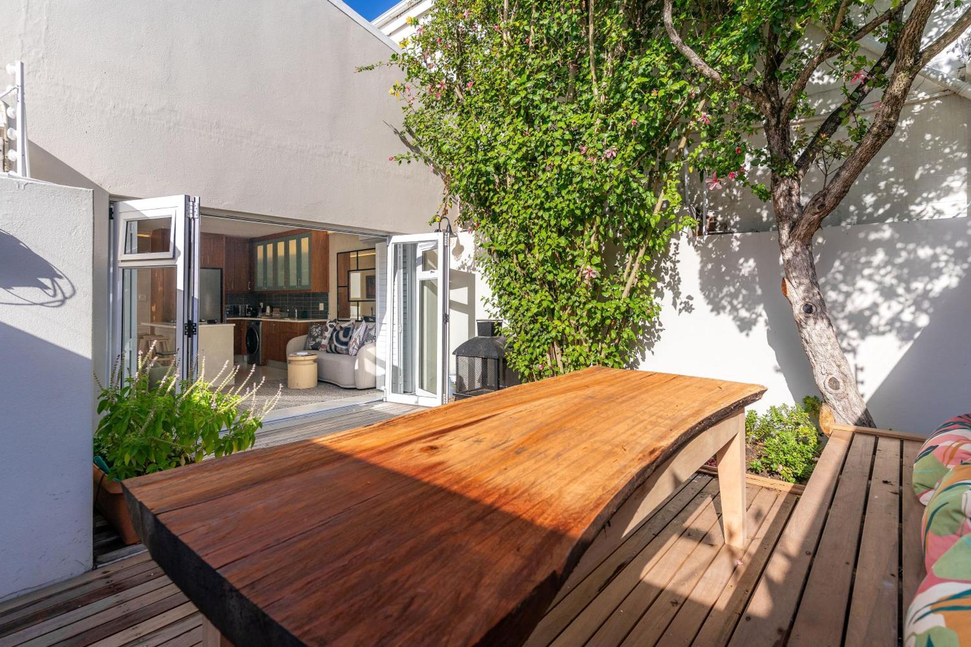 Vesperdene Mews 6 * Cape Town