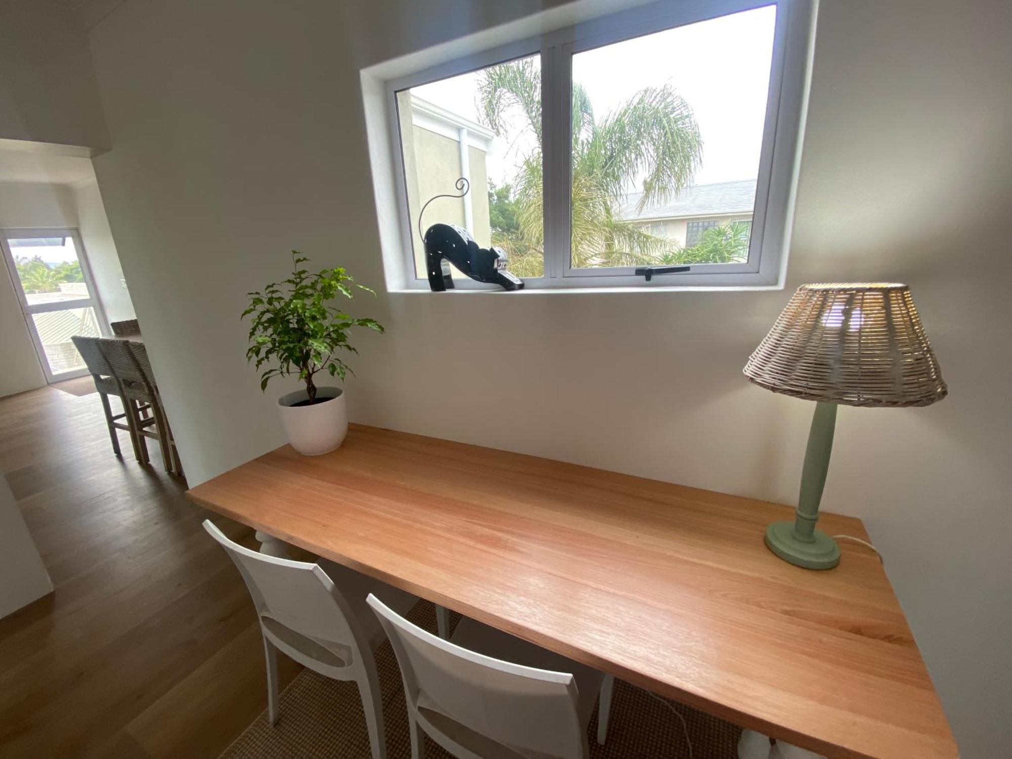 Pentzhouse View Apartment